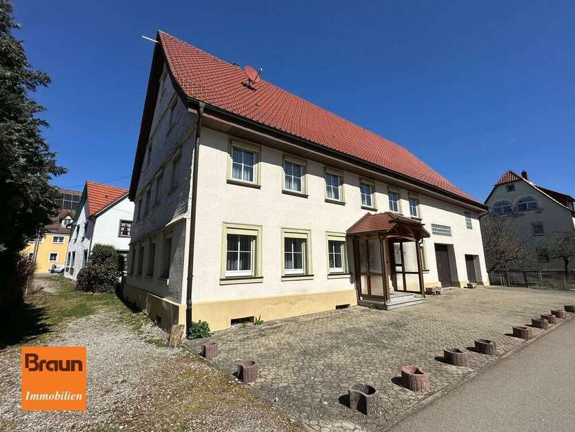 Haus zum Kaufen in Trossingen 370.000 € 198.73 m²