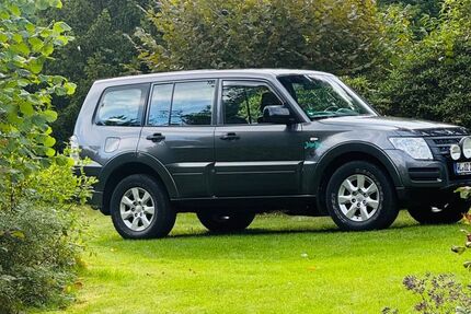 Mitsubishi Pajero 123.000 km 24.500 &euro; Jesteburg 21266