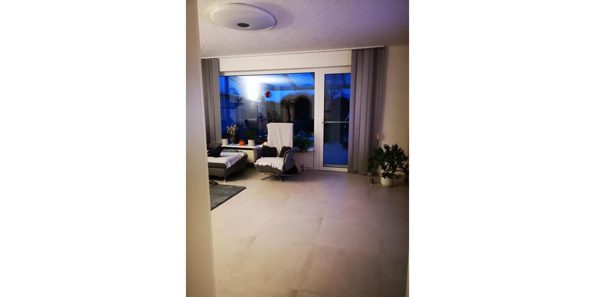 Vollunterkellertes Reihenmittelhaus mit separater Garage 4 zimmer