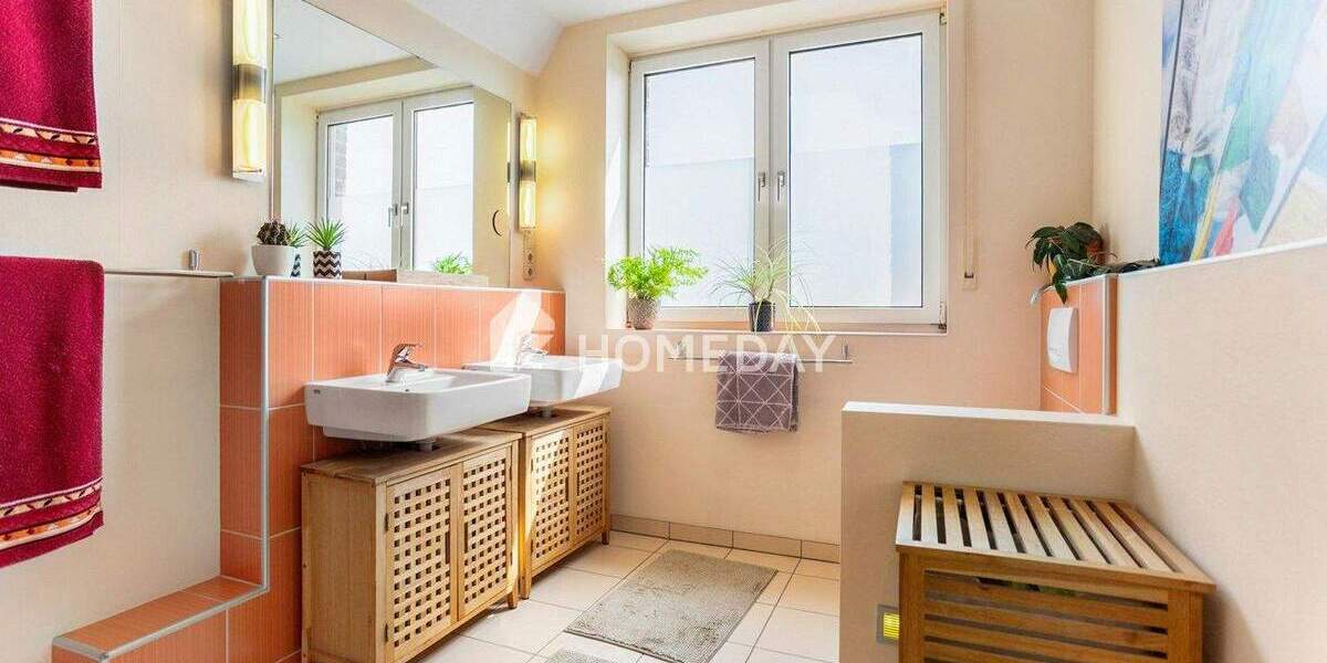 Ihr neues Zuhause in ruhiger Wohnlage - Charmante Doppelhaushälfte mit Wohlfühlfaktor und viel Platz 6 zimmer