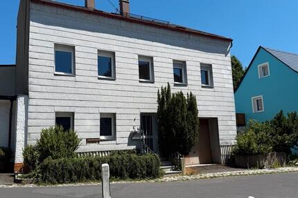 Haus Marktredwitz - 4 Zimmer, 110 m&sup2;, 130.000&euro; | Angebot:27055064