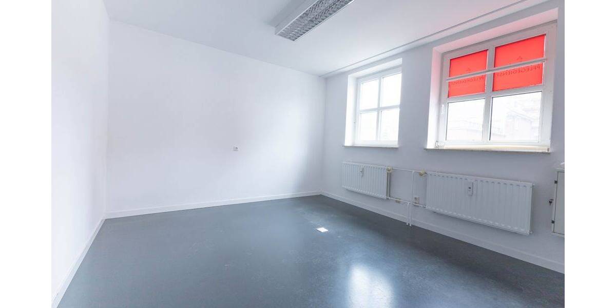 Gewerbeobjekt Heide - 8 Zimmer, 300 m&sup2;, 2.500&euro; | Angebot:26886401
