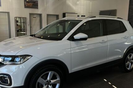 VW T-Cross 37.077 km 15.985 &euro; Volkmarsen 34471
