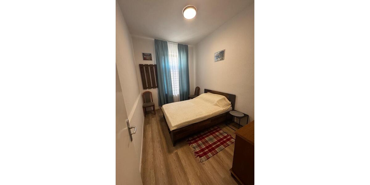 Etagenwohnung Plauen Altstadt - 4 Zimmer, 95 m&sup2;, 107.000&euro; | Angebot:27029009