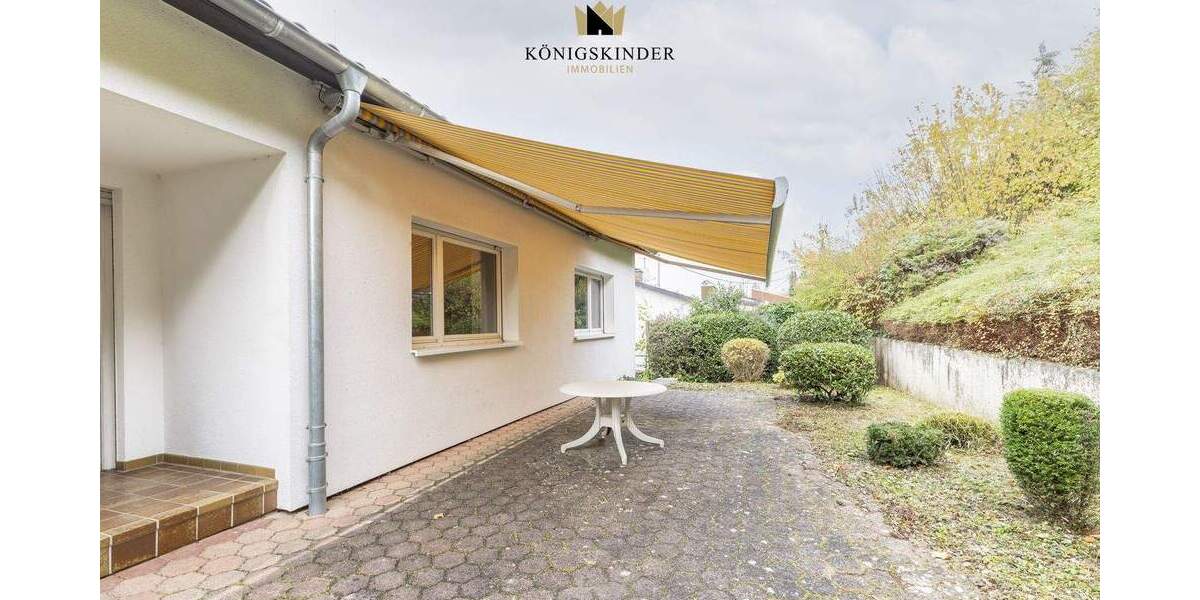 Einfamilienhaus Wernau - 8 Zimmer, 255 m&sup2;, 790.000&euro; | Angebot:25210817