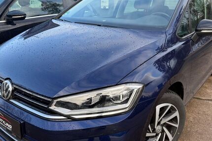 VW Golf 21.000 km 18.990 &euro; Höxter 37671