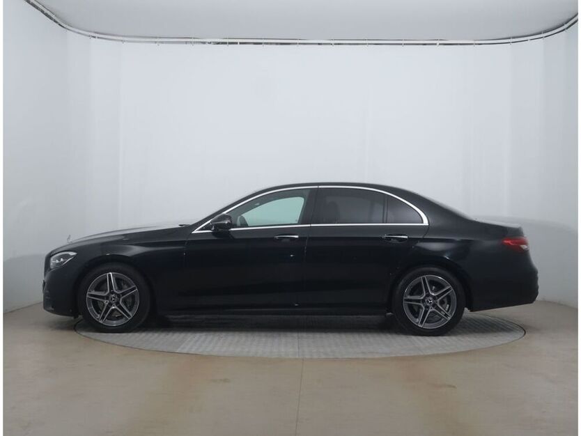 E 220