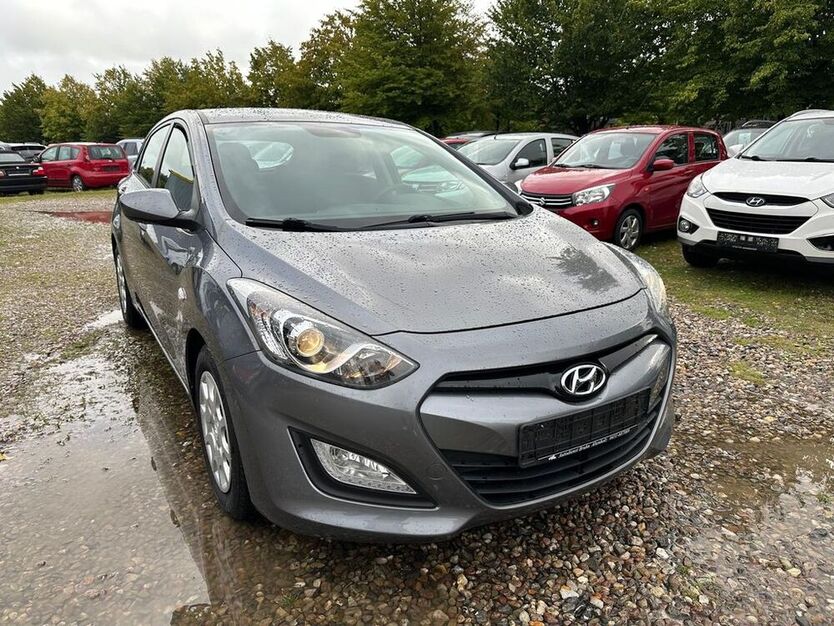 i30