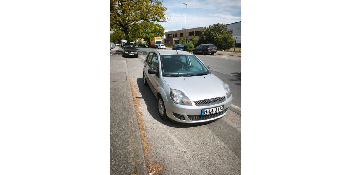 Ford Fiesta 143.290 km 2.100 &euro; Langenhagen 30851