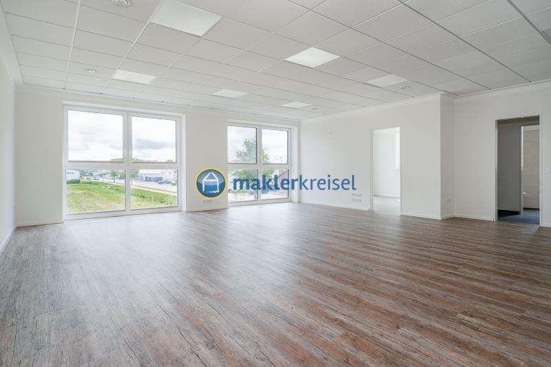 Gewerbeobjekt Hage - 1.100&euro; | Angebot:25995258