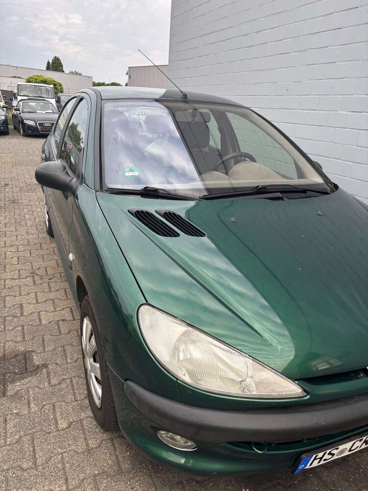 206