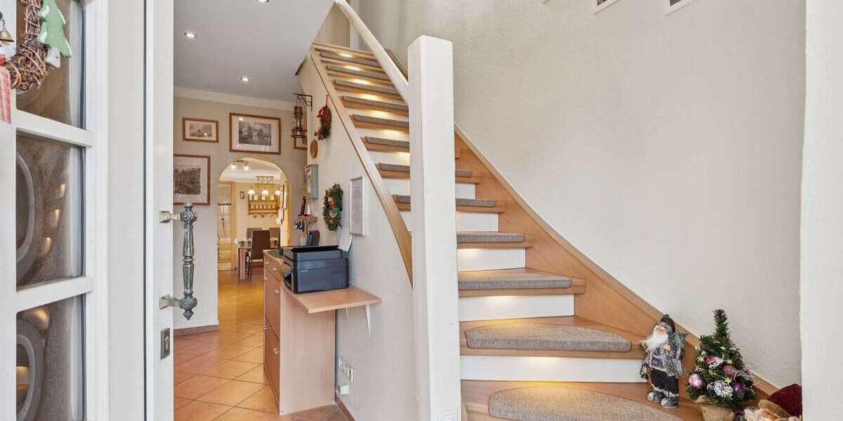 Einfamilienhaus Hennigsdorf - 5 Zimmer, 127 m&sup2;, 395.000&euro; | Angebot:24385699