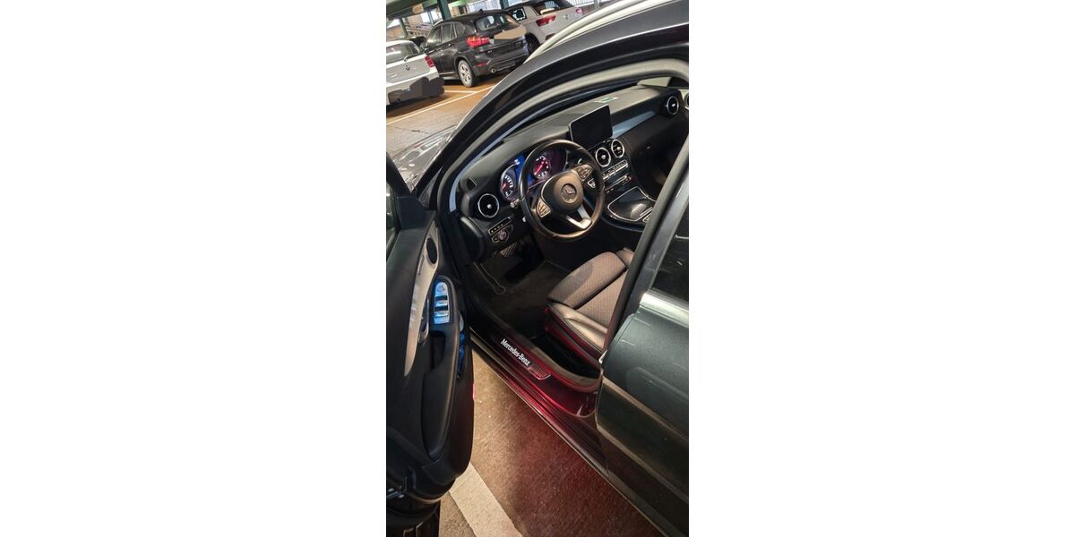 Mercedes-Benz C 250 138.000 km 17.900 &euro; Ludwigsburg 71634