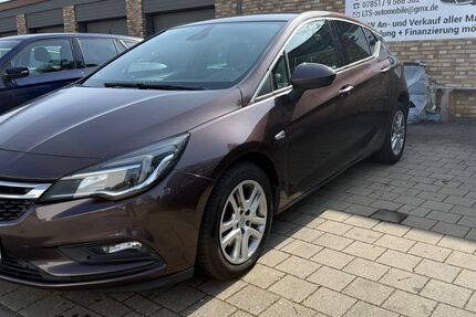 Opel Astra 172.000 km 5.990 &euro; Kehl 77694