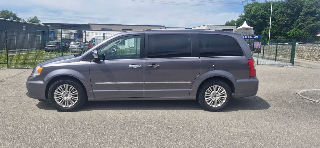 Chrysler Voyager 145.000 km 11.600 &euro; Altdorf/Landshut 84032