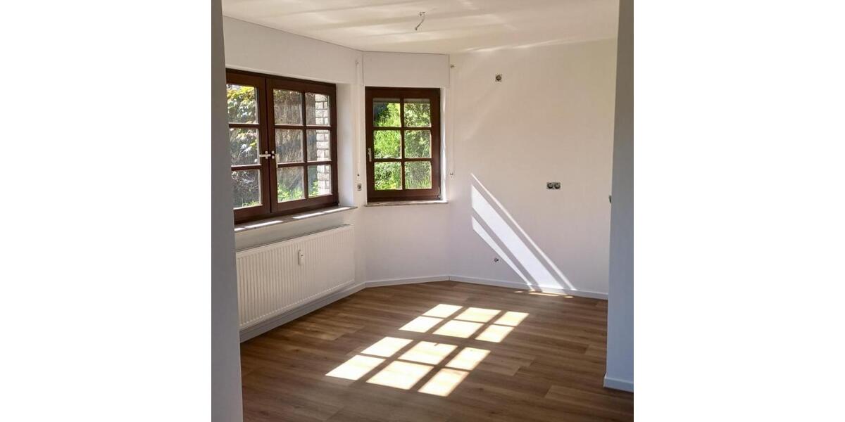 Etagenwohnung Bad Wildungen - 3 Zimmer, 105 m&sup2;, 870&euro; | Angebot:26398500