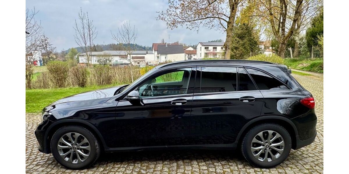 Mercedes-Benz GLC 220 115.000 km 22.300 &euro; Aidenbach 94501