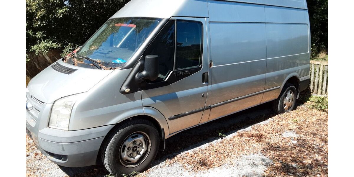 Ford Transit 122.632 km 2.000 &euro; Germering 82110