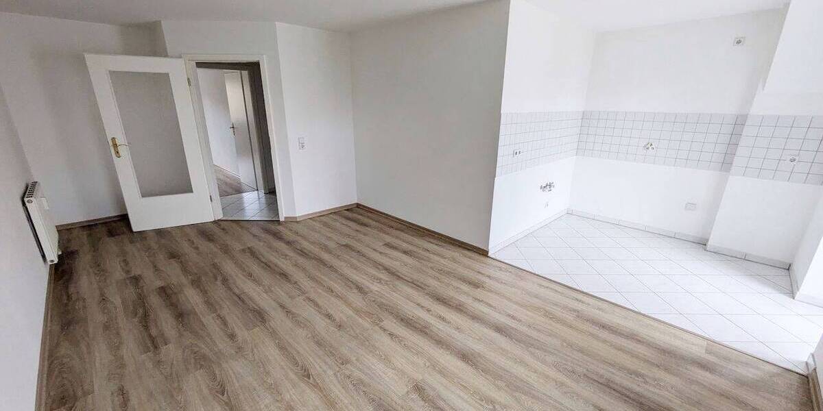 Etagenwohnung Zwickau Pölbitz - 2 Zimmer, 46 m&sup2;, 280&euro; | Angebot:26159702