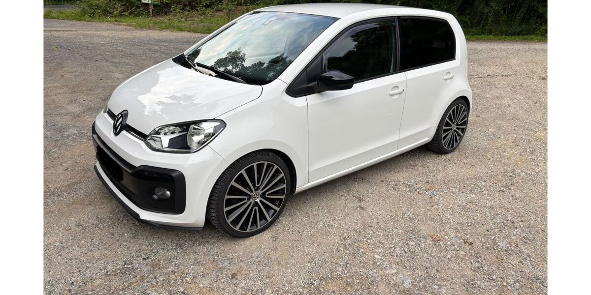 VW up! 129.000 km 7.700 &euro; Uder 37318