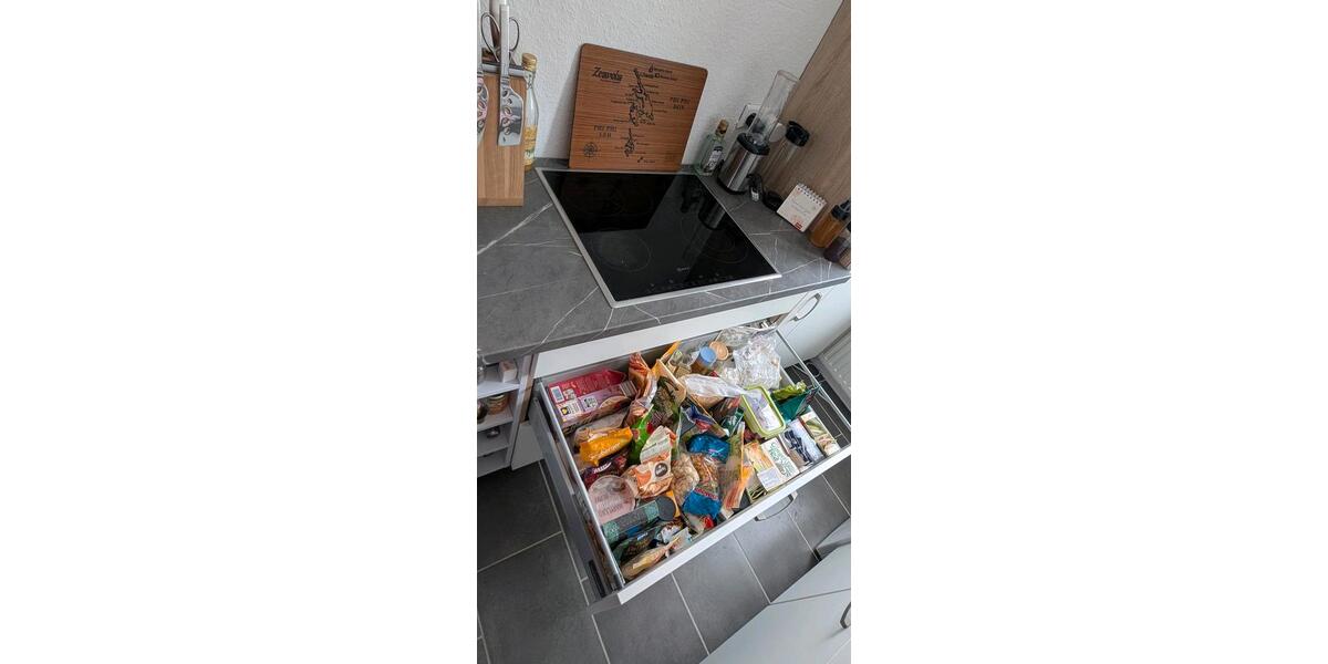 Dachgeschoßwohnung Teutschenthal - 2 Zimmer, 50 m&sup2;, 400&euro; | Angebot:24752680