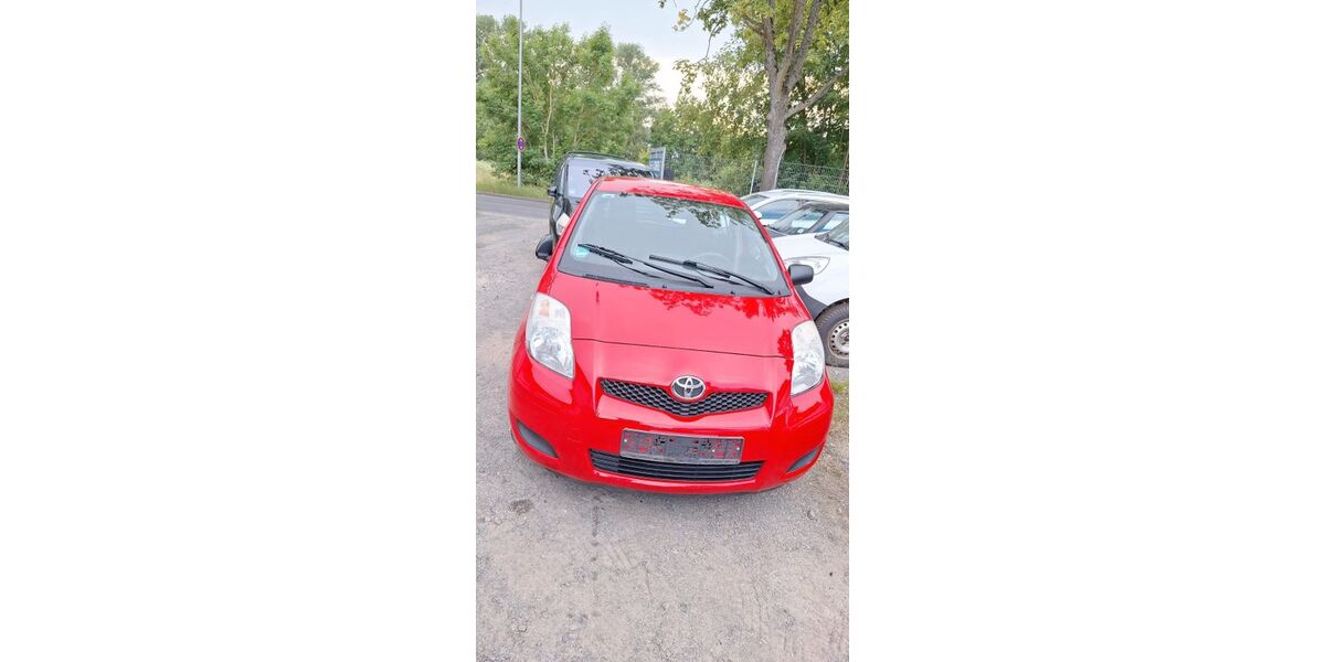 Toyota Yaris 109.000 km 3.600 &euro; Marburg 35039