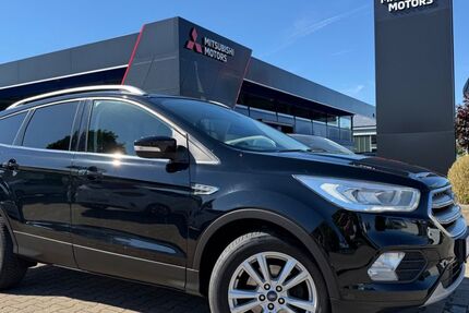 Ford Kuga 71.100 km 12.490 &euro; Königsbrunn 86343