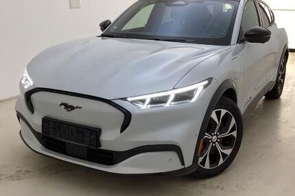Ford Mustang Mach-E 4.296 km 43.790 &euro; Ehrenberg-Seiferts 36115