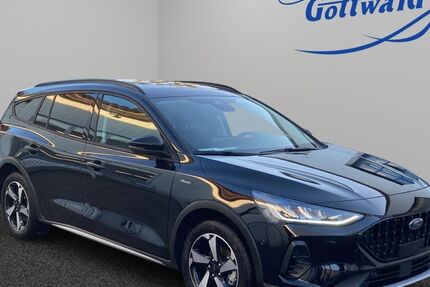 Ford Focus 1.500 km 33.490 &euro; Luckenwalde 14943