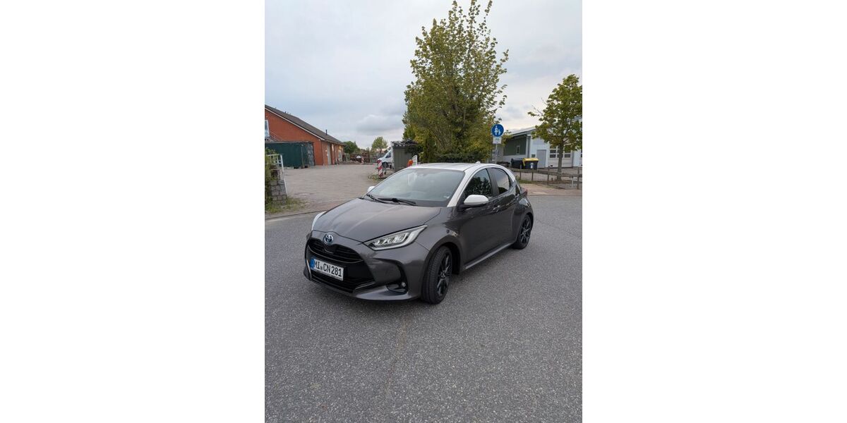 Toyota Yaris 30.610 km 20.000 &euro; Heiligenhafen 23774