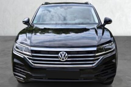 VW Touareg 158.430 km 28.500 &euro; MECKENHEIM 53340