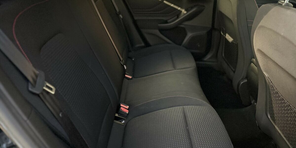 Ford Focus ST-Line / Keyless / Kamera / Carplay 68.000 km 16.900 &euro; Mönchengladbach 41066