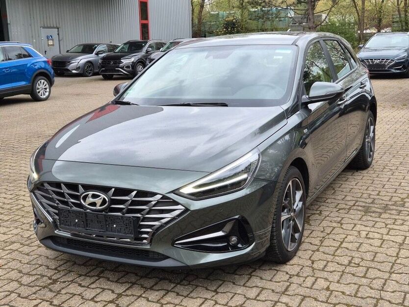 i30