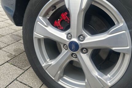 Ford Kuga 68.000 km 16.999 &euro; zirndorf 90513