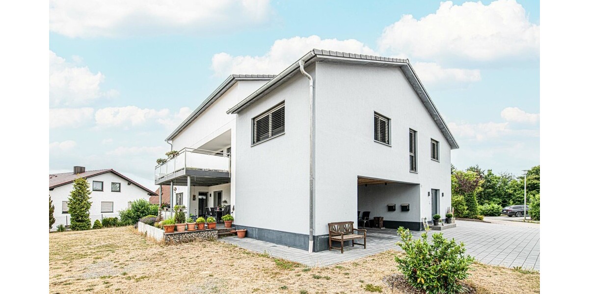 Modernes Wohnerlebnis – Großzügiges Zweifamilienhaus mit nachhaltiger Energietechnik und sofortiger Verfügbarkeit - Zweifamilienhaus Roding | Angebot:26855937