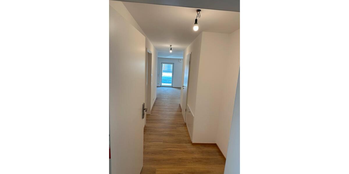 Erdgeschoßwohnung Neuötting - 2 Zimmer, 70 m&sup2;, 1.020&euro; | Angebot:26523063