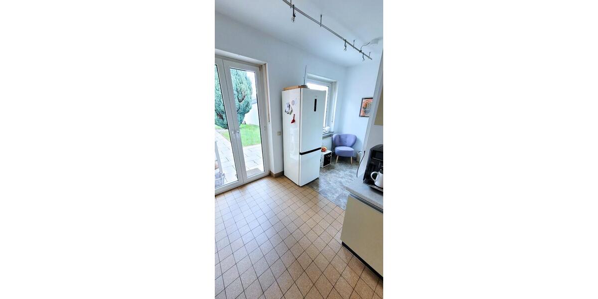 Erdgeschoßwohnung Saarlouis - 3 Zimmer, 120 m&sup2;, 1.200&euro; | Angebot:26388761