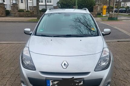 Renault Clio 87.000 km 4.500 &euro; Essen 45128