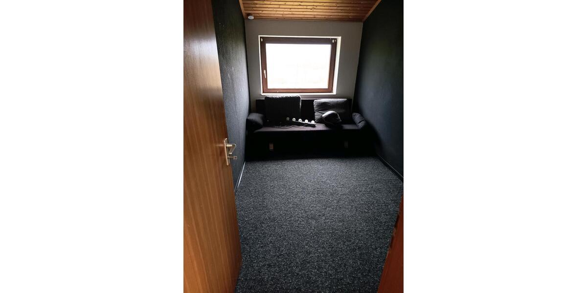 Etagenwohnung Reinheim - 3 Zimmer, 80 m&sup2;, 900&euro; | Angebot:25512380