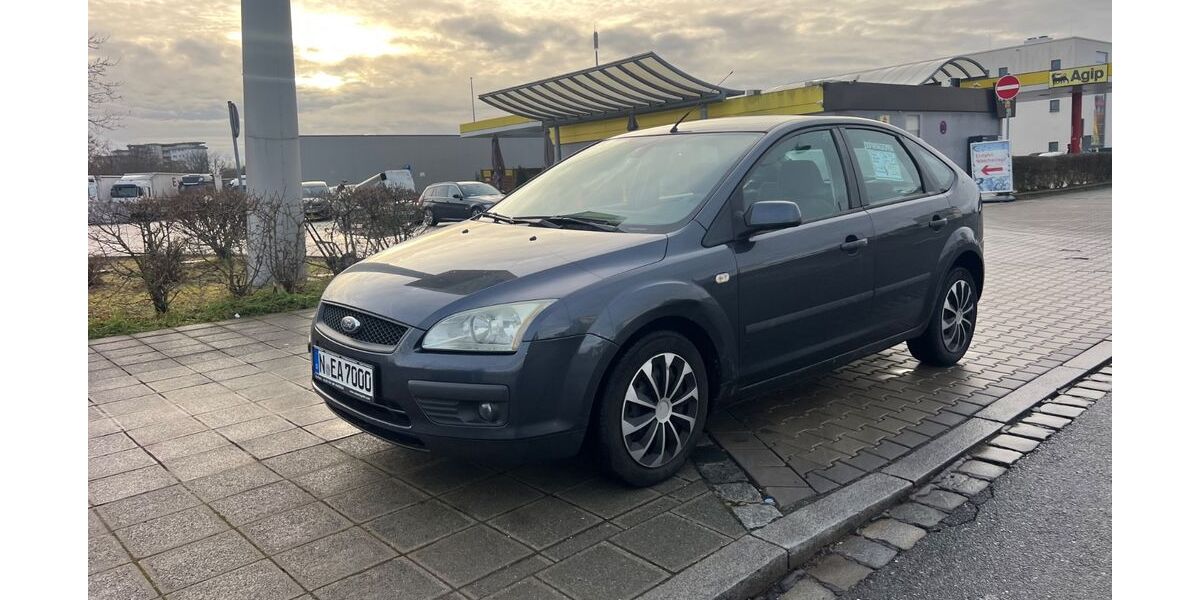 Ford Focus 212.866 km 1.699 &euro; Nürnberg 90439