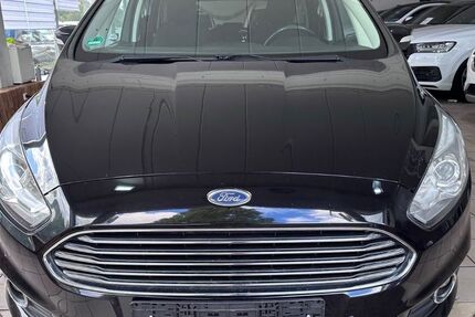 Ford S-Max 174.000 km 11.900 &euro; Bonn 53119
