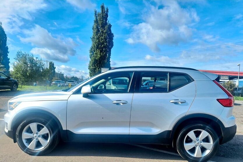 XC40