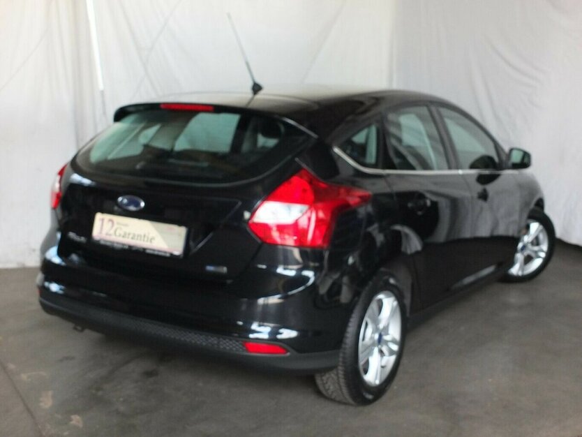 Ford Focus CHAMPIONS EDITION 5-TÜRIG orig.53.215 km ! 53.215 km 8.404 € Köln 50858