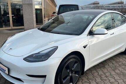 Tesla Model 3 53.300 km 25.840 &euro; Eilenburg 04838