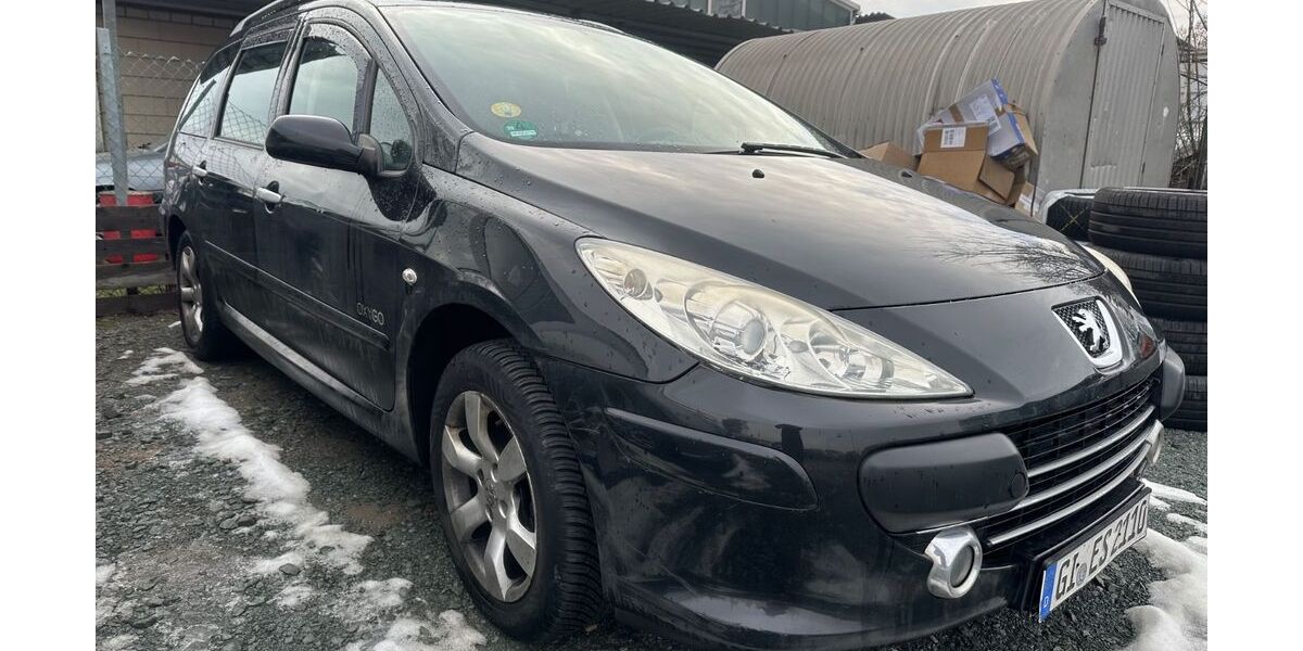 Peugeot 307 196.000 km 950 &euro; Butzbach 35510
