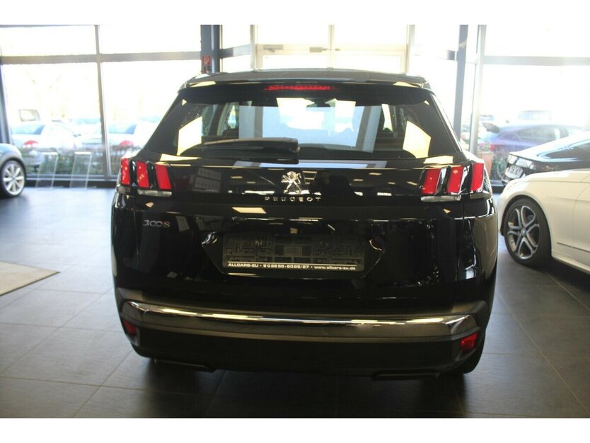 Peugeot 3008 PureTech 130 Stop&Start Crossway 39.028 km 14.980 € Euskirchen 53881