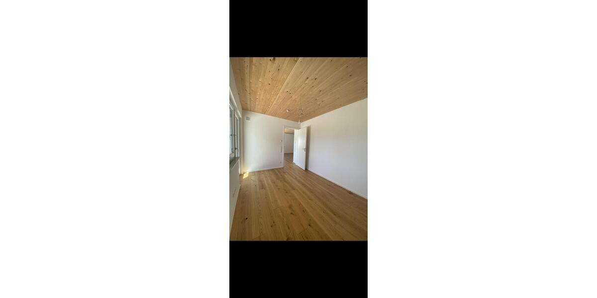 Erdgeschoßwohnung Backnang - 3 Zimmer, 95 m&sup2;, 1.385&euro; | Angebot:26088252