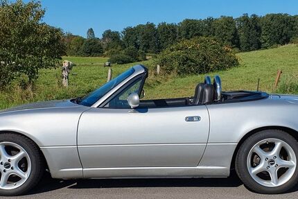 Mazda MX-5 210.000 km 9.990 &euro; Gründau 63584