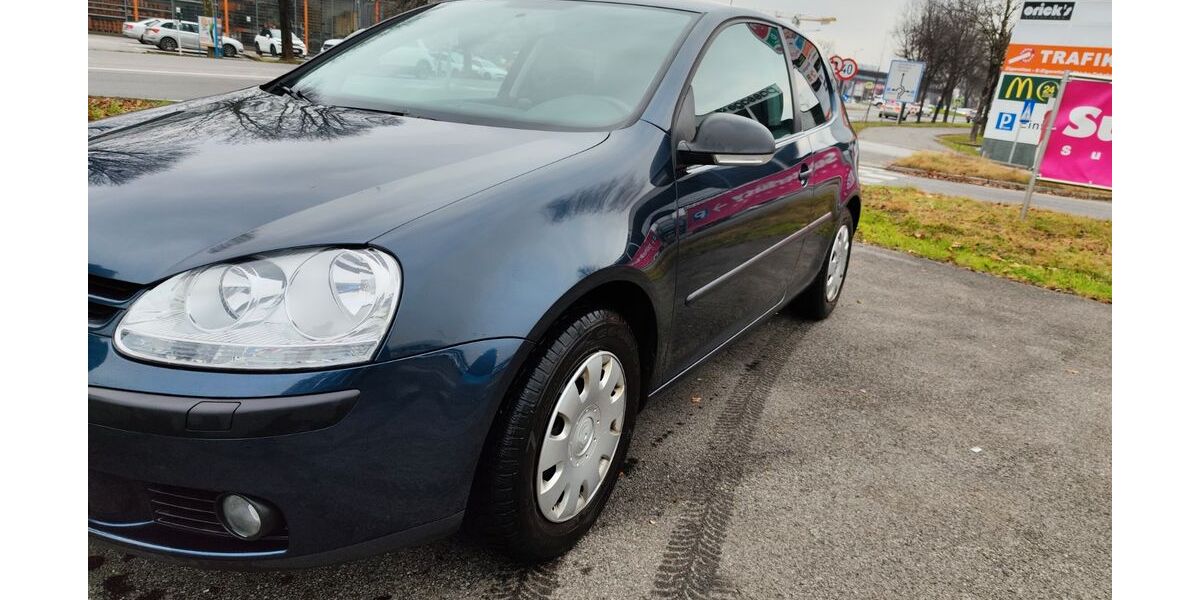 VW Golf 125.000 km 1.800 &euro; Singen 78224