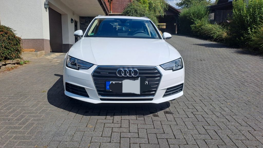Audi A4 87.000 km 23.500 &euro; Finnentrop 57413